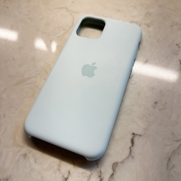 Authentic Apple iPhone 11 Pro Silicone Case - Various Colors - Picture 14 of 15